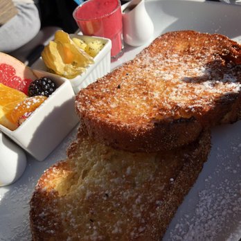 Le Passé Composé - Panko French Toast - Breakfast & Brunch Near Me - Montreal, Quebec