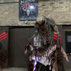 Basement of the Dead Haunted House Chicago - Entrance 2022