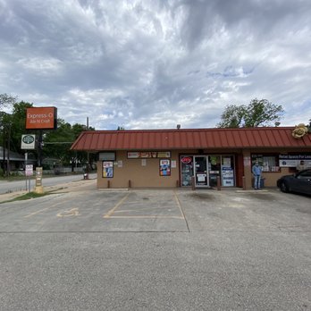 Express-o Ale N Craft - the outside of the store - Convenience Stores Near Me - Austin, Texas Express-o Ale N Craft - the outside of the store - Convenience Stores Near Me - Austin, Texas