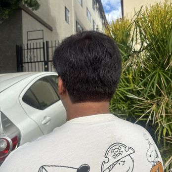 Oaxaca Barber - Happy with the new look - Barbers Near Me - Los Angeles, California Oaxaca Barber - Happy with the new look - Barbers Near Me - Los Angeles, California
