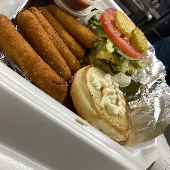 The Tasty Nook - Cheeseburger & Mozzarella sticks - Pop-Up Restaurants Near Me - Plover, Wisconsin