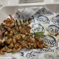Seafood platter grilled not fried tasted great but the amount was beyond disappointing