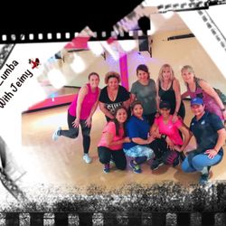Retro Fitness - Zumba with Jeimy Scott