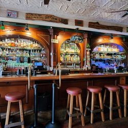 Patrick's Gaslamp Pub