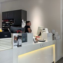Kay Jewelers Victoria Garden - Manager? I hope not