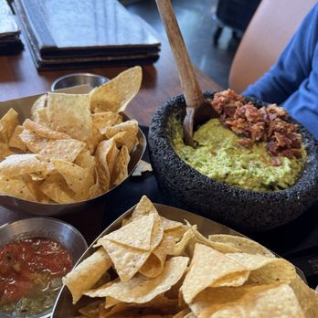 Mi Dia From Scratch - Tableside Guacamole - Mexican Near Me - Grapevine, Texas