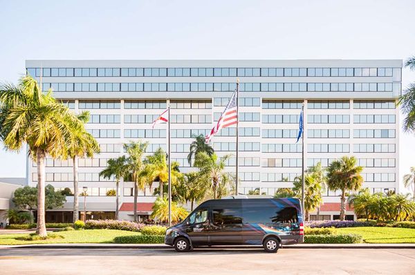 Hilton Palm Beach PBI by null