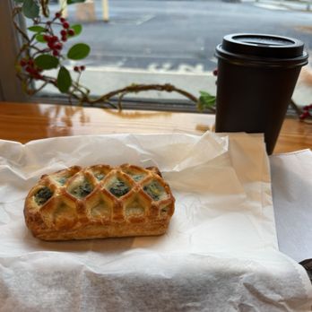 Euphoria Coffee - Coffee Roasteries Near Me - Chelmsford, Massachusetts