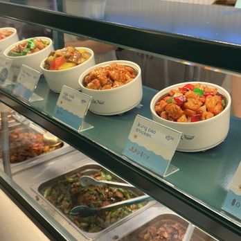 Tigawok - inside - Chinese Near Me - Irvine, California Tigawok - inside - Chinese Near Me - Irvine, California