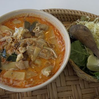 Nok’s Kitchen - Soup Ka Tee Gai (Chicken Curry Noodle) - Laotian Near Me - Westminster, California