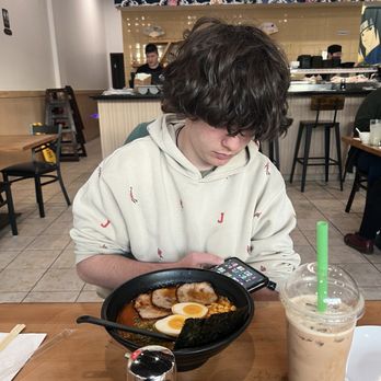Kumo Sushi & Ramen - Ramen Near Me - Carlisle, Pennsylvania