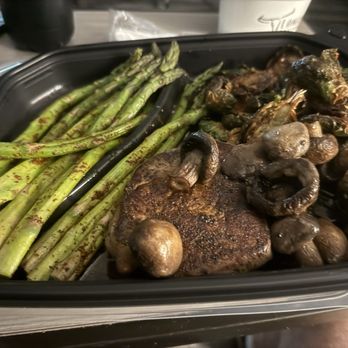 LongHorn Steakhouse - Filet, asparagus, Brussel sprouts, mushrooms. - Steakhouses Near Me - Weslaco, Texas