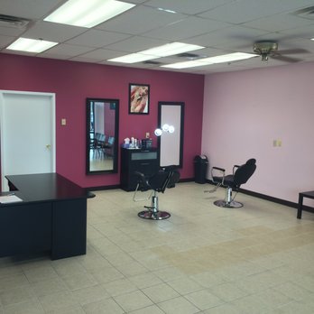 Classy Eyebrows - Very classy, clean and professional atmosphere - Threading Services Near Me - Milford, Ohio