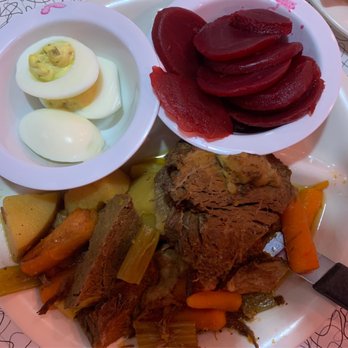 The Shiny Diner - Pot Roast - Diners Near Me - Raleigh, North Carolina