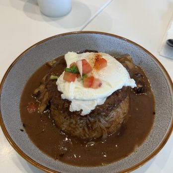 Bogart's Cafe - wagyu loco moco - Breakfast & Brunch Near Me - Honolulu, Hawaii