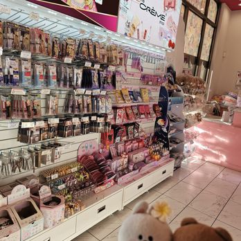 Reiwatakiya - Cosmetics and accessories - Cosmetics & Beauty Supply Near Me - Las Vegas, Nevada Reiwatakiya - Cosmetics and accessories - Cosmetics & Beauty Supply Near Me - Las Vegas, Nevada
