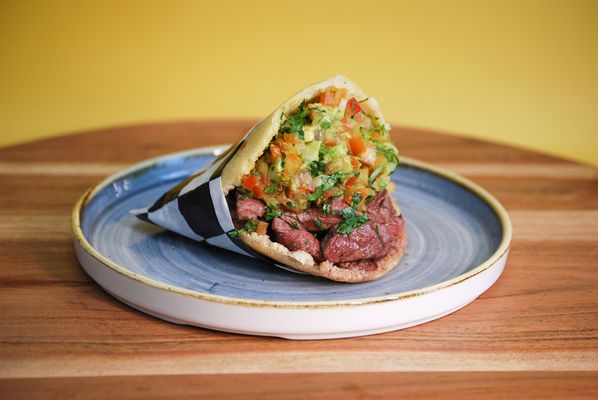 Doggi's Arepa Bar by null