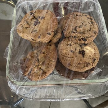 Dee's Delicious Cookies  - Yummm - Desserts Near Me - Bullhead City, Arizona