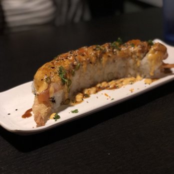 Sushi Hook - Golden Dragon Roll - Sushi Bars Near Me - Sacramento, California Sushi Hook - Golden Dragon Roll - Sushi Bars Near Me - Sacramento, California