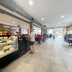 Teixeira's Bakery - Indoors