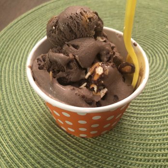 Small Town Creamery - Calipso - Ice Cream & Frozen Yogurt Near Me - Holmes Beach, Florida