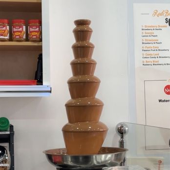 Chocolate House - Chocolate fountain - Creperies Near Me - Englewood, New Jersey