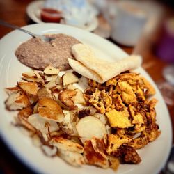 Kozy Corners - Chorizo scrambled eggs, refried beans, home fries and tortillas (the perfect Mexican "spoon)