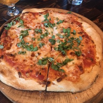 Bacari GDL - Margarita pizza - Mediterranean Near Me - Glendale, California Bacari GDL - Margarita pizza - Mediterranean Near Me - Glendale, California
