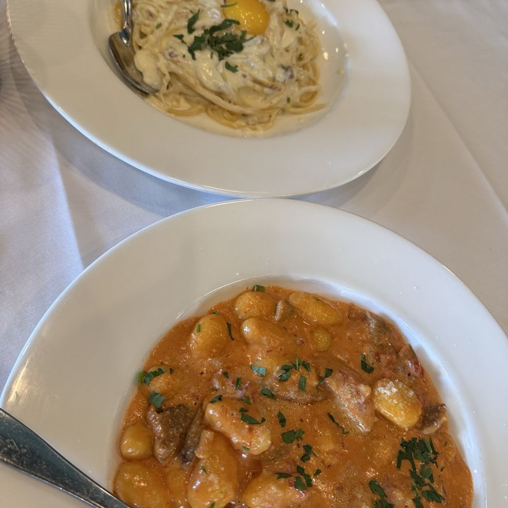 Ascione Bistro - Gnocchi & L Linguine Carbonara - Italian Near Me - Skokie, Illinois Ascione Bistro - Gnocchi & L Linguine Carbonara - Italian Near Me - Skokie, Illinois