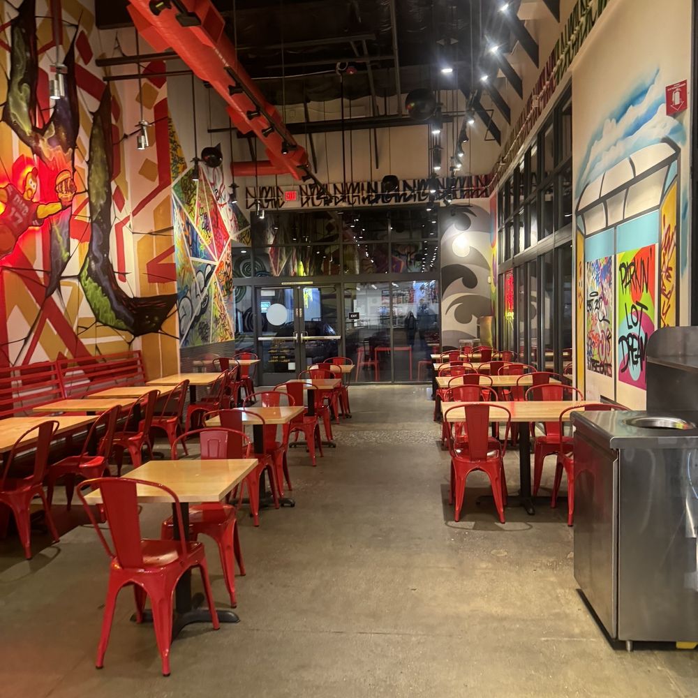 Dave's Hot Chicken - Inside - Chicken Shop Near Me - Santa Clara, California