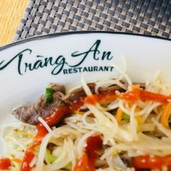 Tràng An Restaurace - Talíř