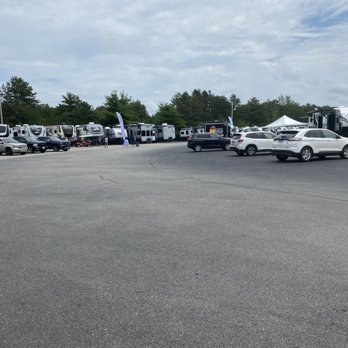 Camping World - Uxbridge - RV Dealers Near Me - Uxbridge, Massachusetts