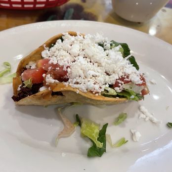 Enrique's Mexican Restaurant - Shredded beef à la carte taco - Mexican Near Me - Long Beach, California Enrique's Mexican Restaurant - Shredded beef à la carte taco - Mexican Near Me - Long Beach, California