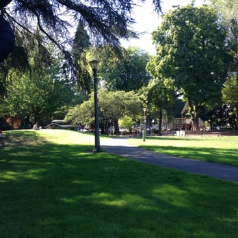 Couch Park 37 Photos 31 Reviews Playgrounds Nw 19th Ave