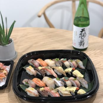 Uroko - omakase x2 - surprisingly a lot of food! - Japanese Near Me - Austin, Texas Uroko - omakase x2 - surprisingly a lot of food! - Japanese Near Me - Austin, Texas