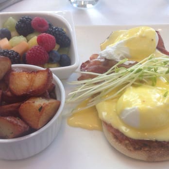 RENOIR Restaurant - French Near Me - Montreal, Quebec