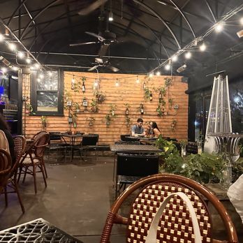 La Dama - Mexican Near Me - Milwaukee, Wisconsin