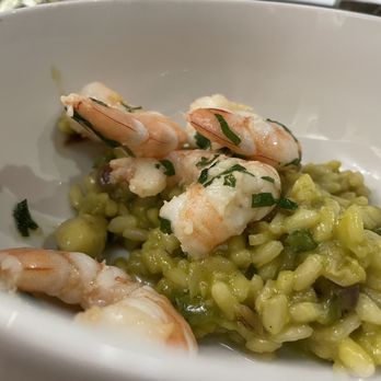 R Kitchen - New American Near Me - Charleston, South Carolina R Kitchen - New American Near Me - Charleston, South Carolina