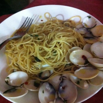 Spaghetti House - Italian Near Me - Motta Sant'anastasia, Connecticut