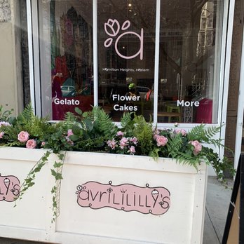Avrilililly's Creamery - Outside - Gelato Near Me - New York, New York