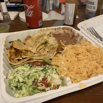 Loxicha Authentic Oaxaca Cuisine - Mulitas plate - Food Trucks Near Me - Seattle, Washington