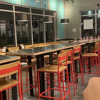 MOD Pizza - Dining area inside - Fast Food Near Me - Pembroke Pines, Florida MOD Pizza - Dining area inside - Fast Food Near Me - Pembroke Pines, Florida