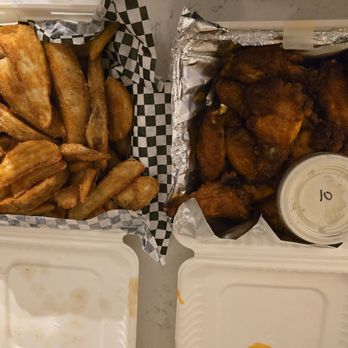 Turner Pizza & Taphouse - Jo Jos & Chicken Wings - Pizza Near Me - Turner, Oregon Turner Pizza & Taphouse - Jo Jos & Chicken Wings - Pizza Near Me - Turner, Oregon