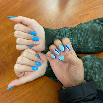 Pro Nails - Acryclic Nail Tip set - Nail Salons Near Me - Columbia, Tennessee