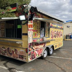 Taco’s Michoacan - The yummy food truck