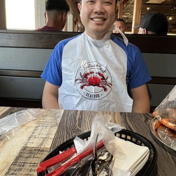Bag o'Crab - I am preparing to eat - Cajun/Creole Near Me - Modesto, California