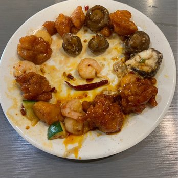 Uno 1 China Super Buffet - So good I made a smiley face on my plate! - Buffets Near Me - Irving, Texas