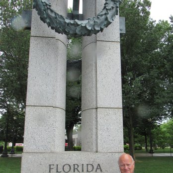 World War II Memorial - Tom by the Florida pillar - Landmarks & Historical Buildings Near Me - Washington, DC, District of Columbia World War II Memorial - Tom by the Florida pillar - Landmarks & Historical Buildings Near Me - Washington, DC, District of Columbia