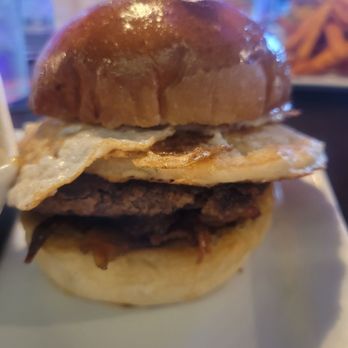 Morrison - Late Night Breakfast - Gastropubs Near Me - Los Angeles, California