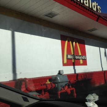 McDonald's - Waiting in drive thru - Fast Food Near Me - Richmond, California McDonald's - Waiting in drive thru - Fast Food Near Me - Richmond, California